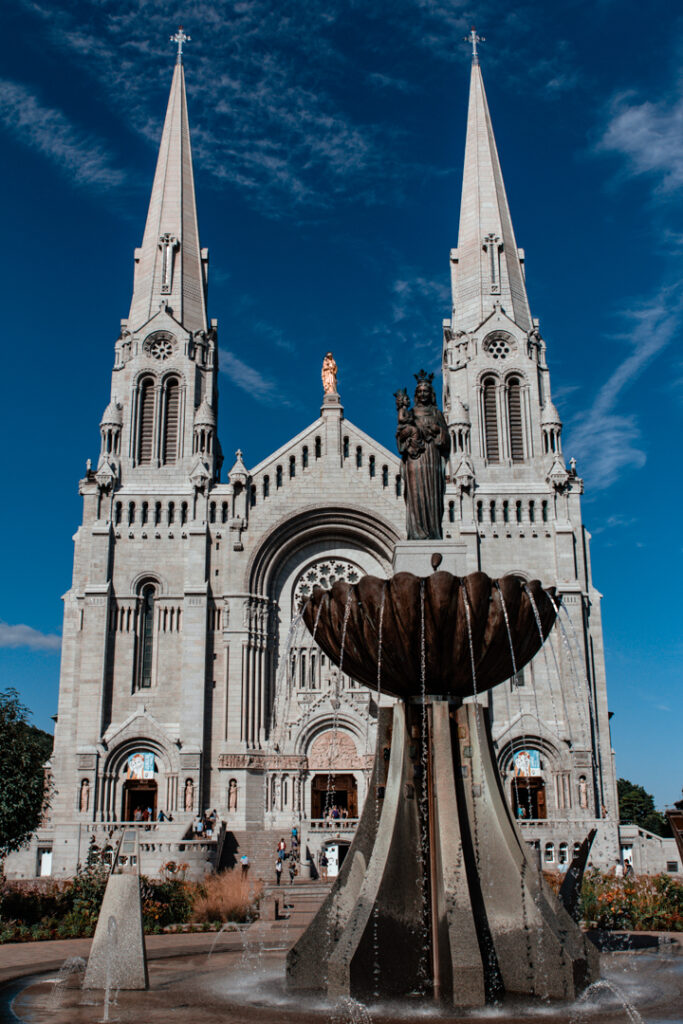 St Anne De Beaupre Shrine | Weekend Itinerary: Best Things to do in Quebec City | My Wandering Voyage travel blog #Quebec #QuebecCity #Canada #Travel