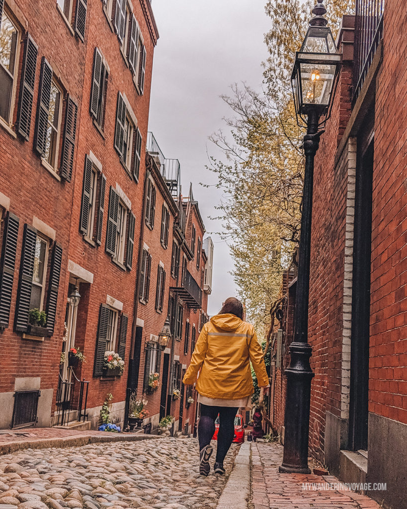 Beautiful Acorn Street, Beacon Hill, Boston | This New England road trip itinerary will take you on the scenic route from Boston to Portland, Mid Coast Maine and Acadia National Park. | My Wandering Voyage #Boston #Portland #Maine #travel