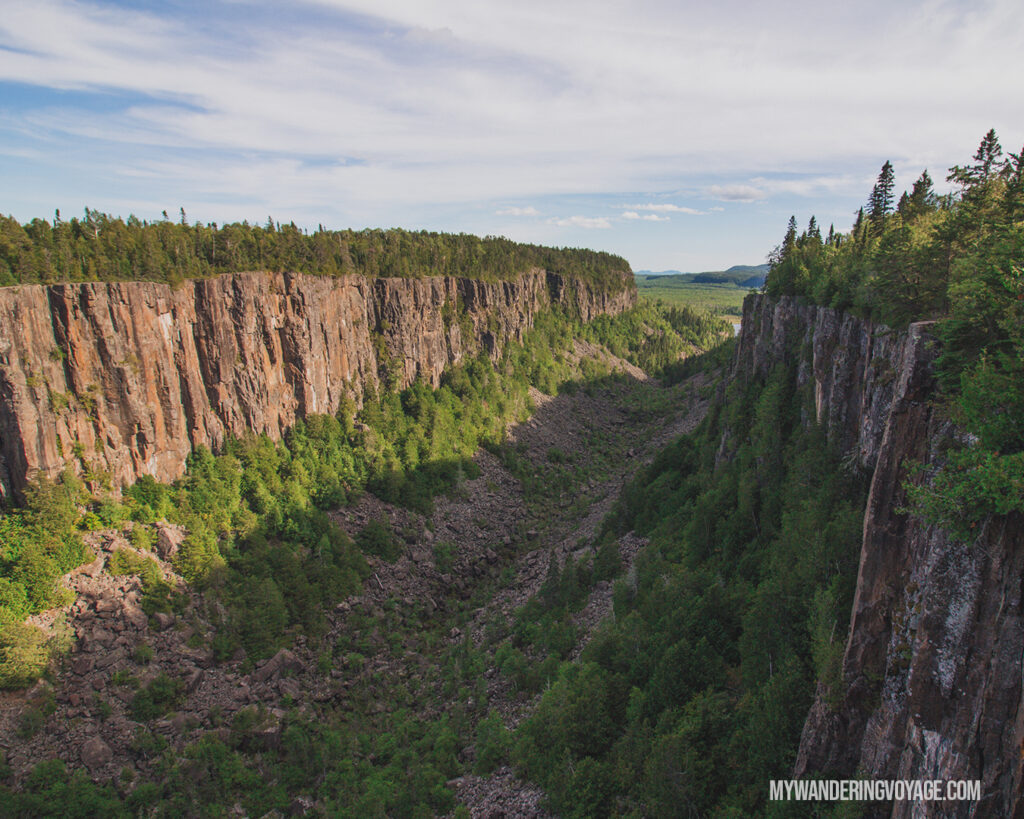 Ouimet Canyon | Best Hikes in Ontario | My Wandering Voyage travel blog | #Travel #Hikes #Ontario #Canada 