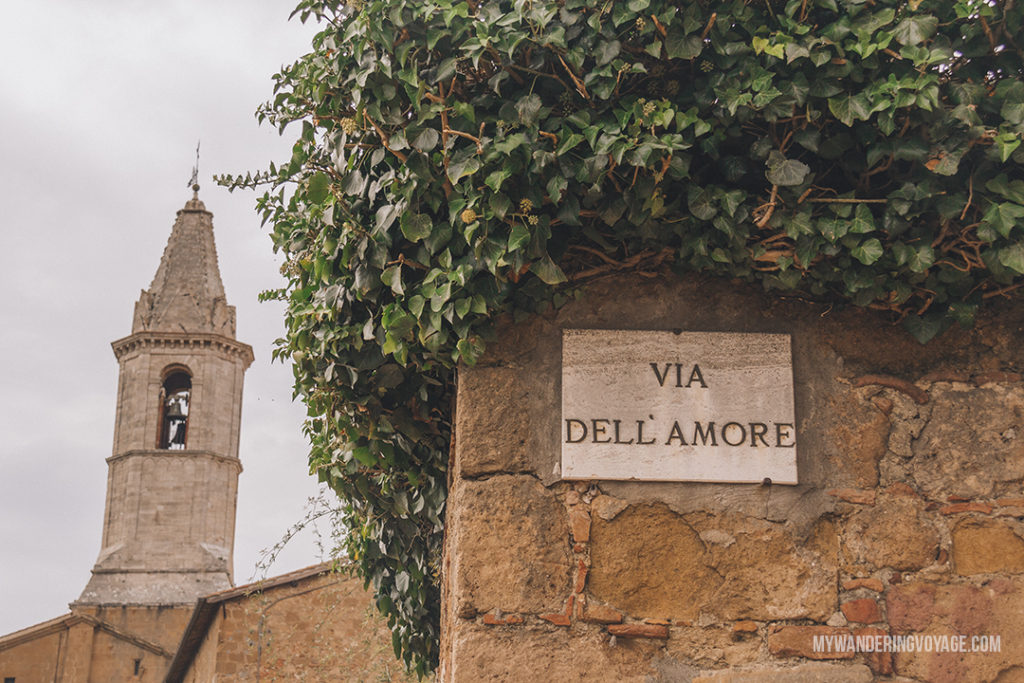 Pienza | Find the best Tuscan villages to visit from Rome in a day. Tuscany is known for its rolling hills, its vibrant cultural cities, its picturesque hilltop towns, and for the food and wine that people flock here for. | My Wandering Voyage #travel blog #Tuscany #Italy #Europe